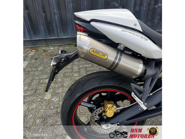 triumph - street-triple