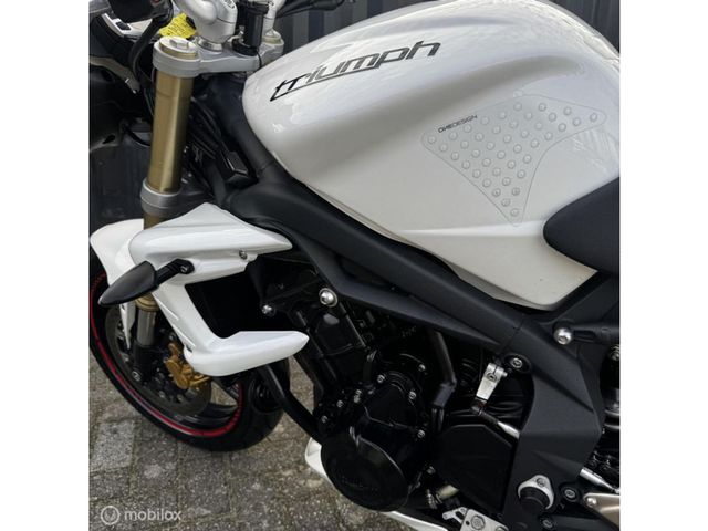 triumph - street-triple