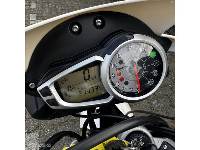 triumph - street-triple