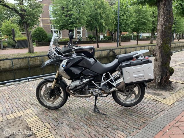 bmw - r-1200-gs