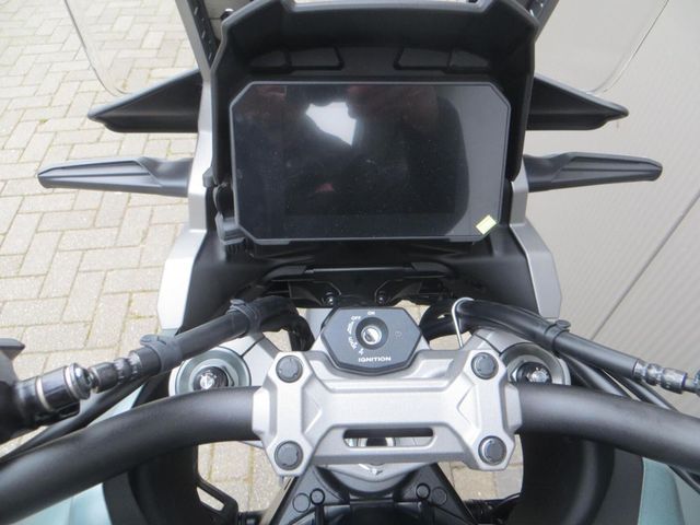 suzuki - v-strom-1050