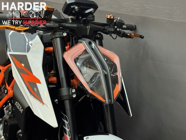 ktm - 1290-super-duke-r