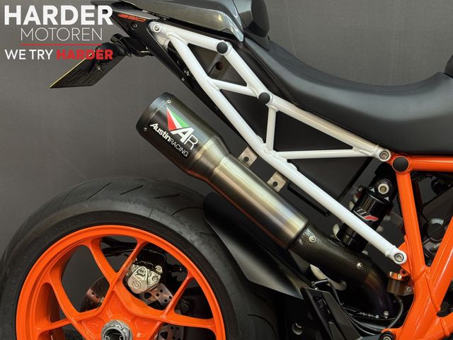 ktm - 1290-super-duke-r