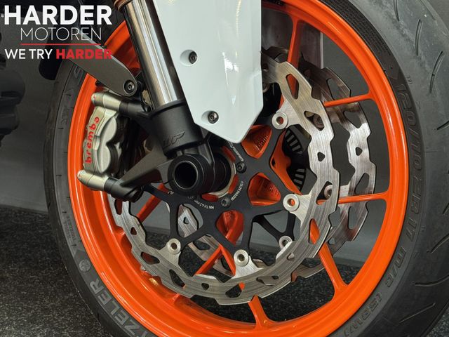 ktm - 1290-super-duke-r