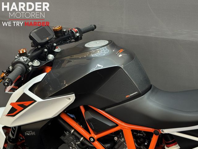 ktm - 1290-super-duke-r
