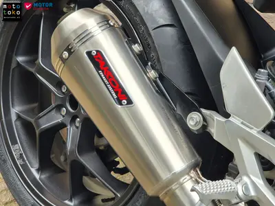 HONDA CB 1000 R – foto 2