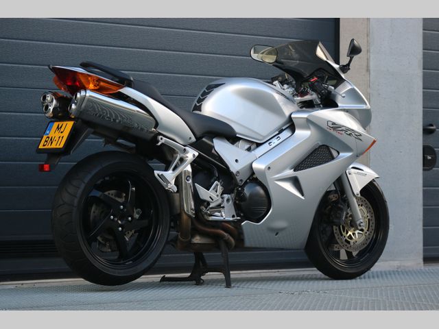 honda - vfr-800-fi