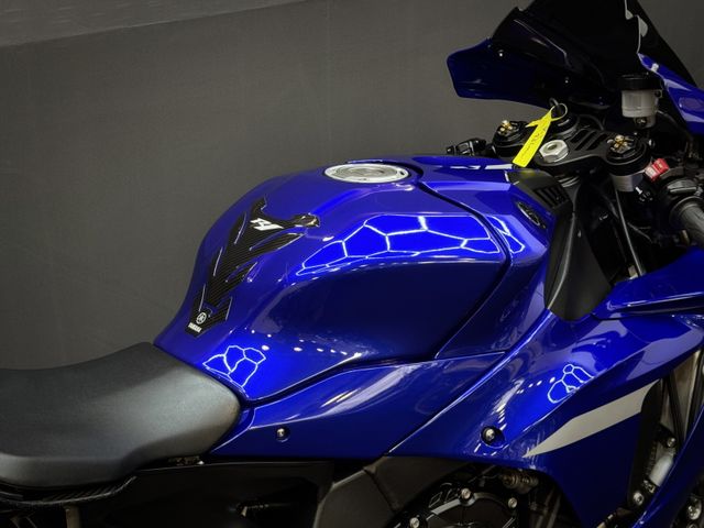 yamaha - yzf-r1