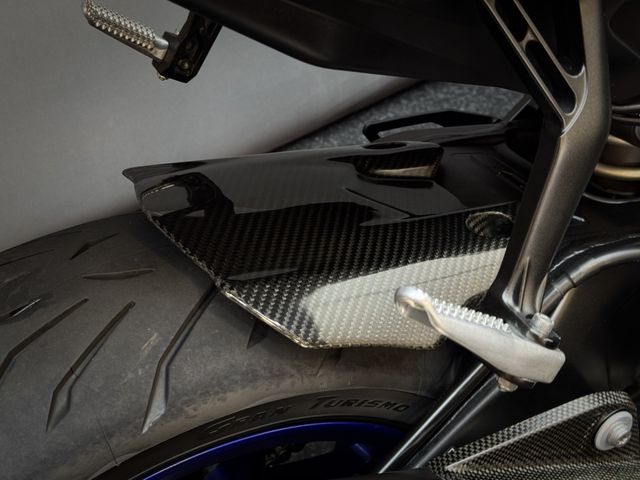 yamaha - yzf-r1