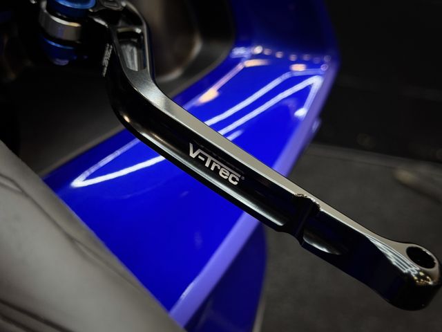 yamaha - yzf-r1