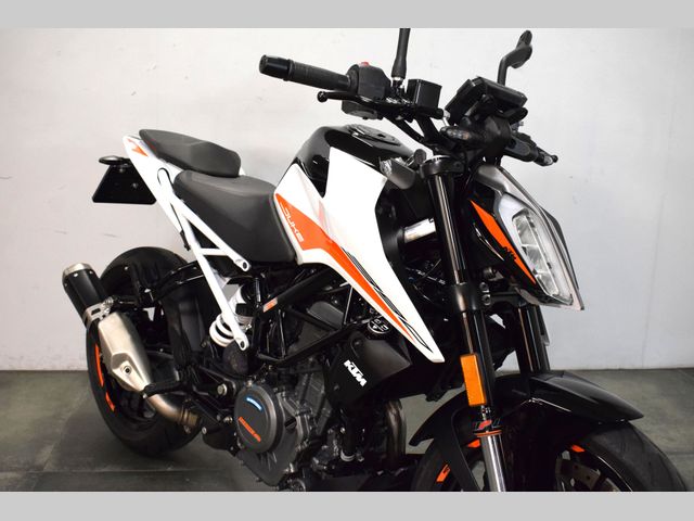 ktm - 390-duke-abs