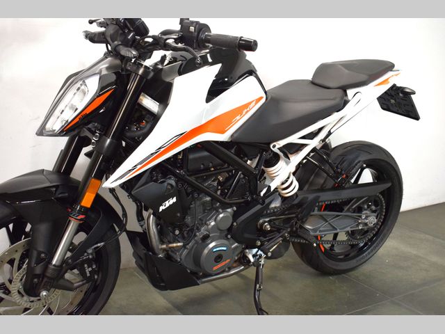 ktm - 390-duke-abs