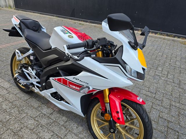 yamaha - yzf-r-125-world-gp-60th-anniversary