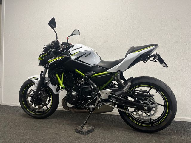 kawasaki - z650