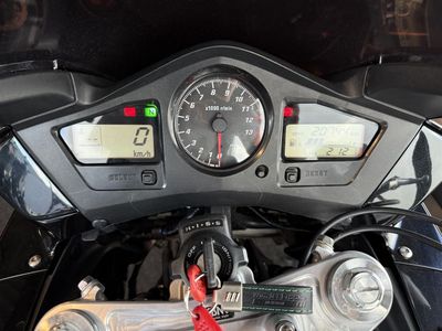HONDA VFR 800 FI – foto 2