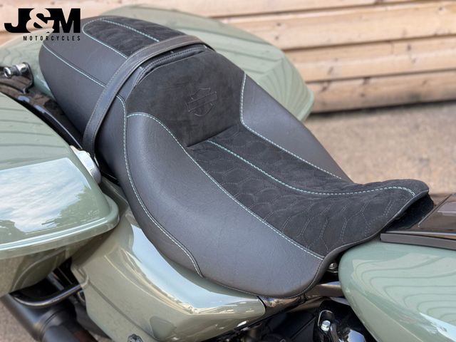 harley-davidson - roadking-special-114