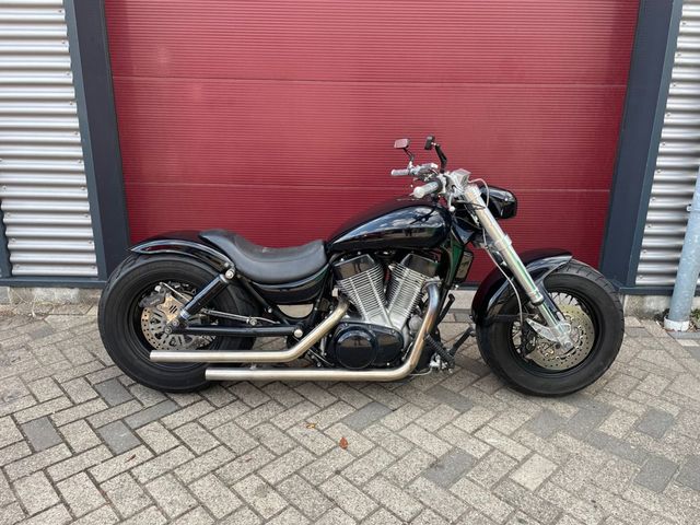 suzuki - vs-1400-intruder-lt