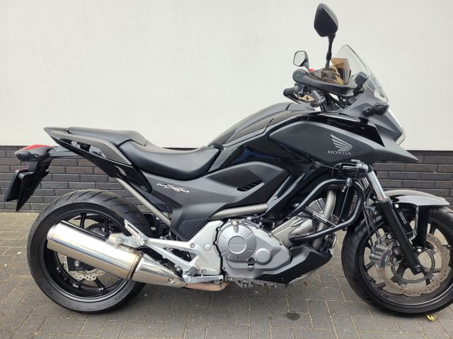 honda - nc-700-x