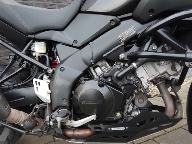 suzuki - v-strom-1000-abs