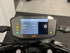 KTM 890 Duke GP 2022 occasion – foto 2 van 24