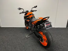 KTM 890 Duke GP 2022 occasion – foto 12 van 24