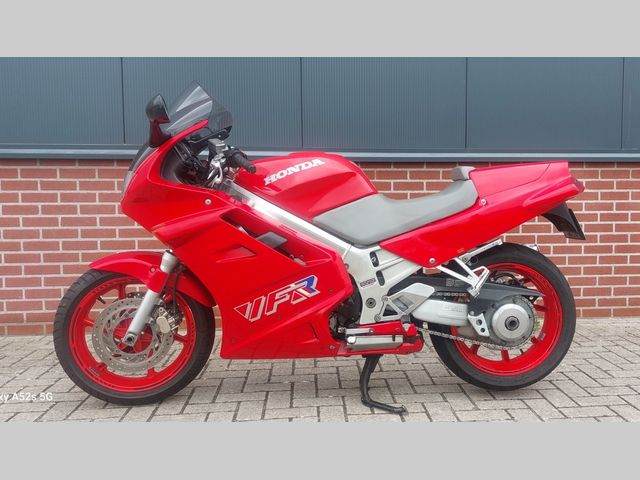 honda - vfr-750-f