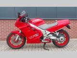 HONDA VFR 750 F
