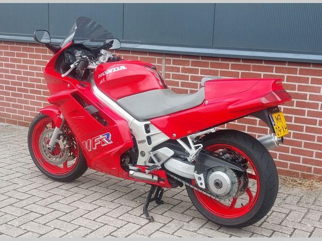honda - vfr-750-f