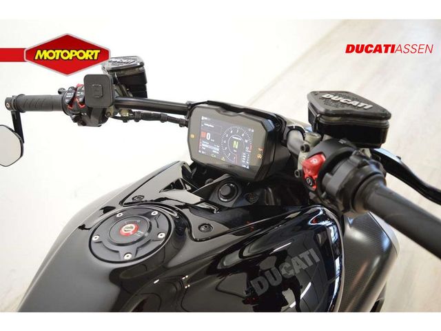 ducati - diavel-v4