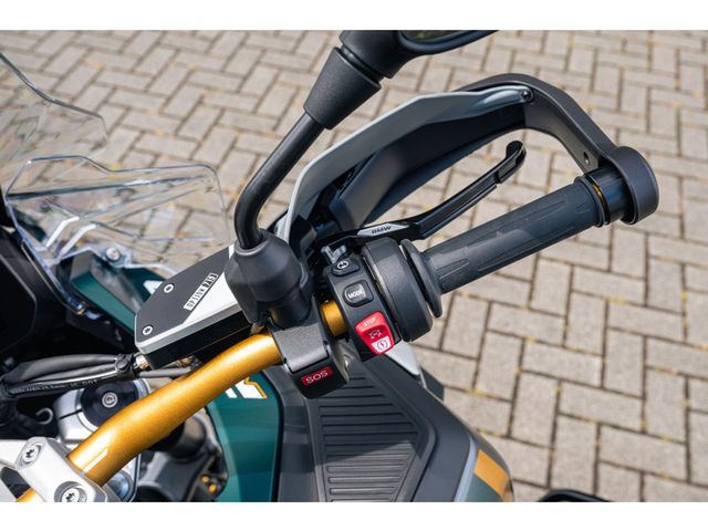 bmw - r-1300-gs-adventure