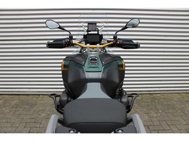 bmw - r-1300-gs-adventure