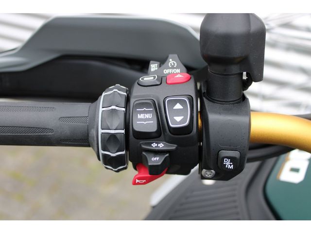 bmw - r-1300-gs-adventure