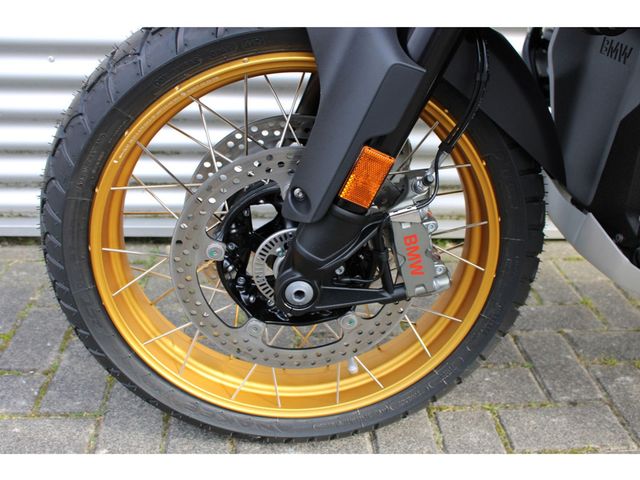 bmw - r-1300-gs-adventure