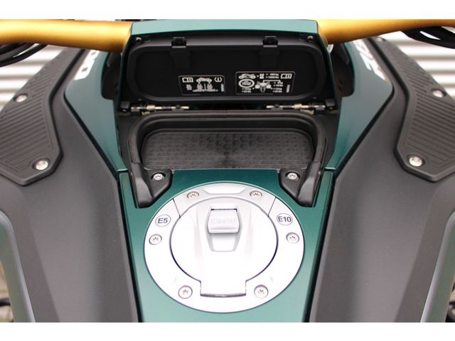 bmw - r-1300-gs-adventure