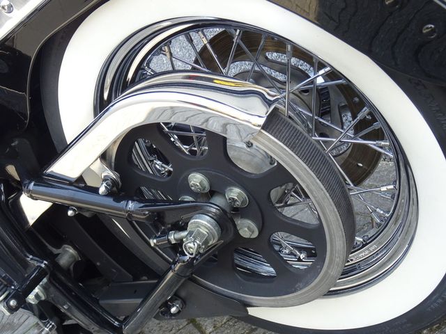 harley-davidson - softail-deluxe-flstni