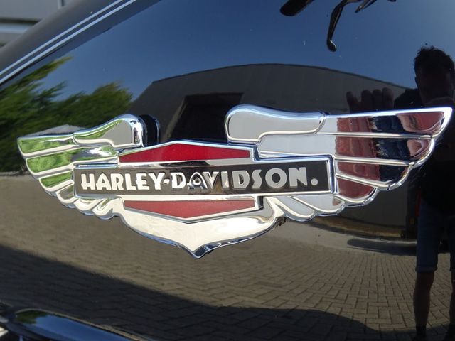 harley-davidson - softail-deluxe-flstni