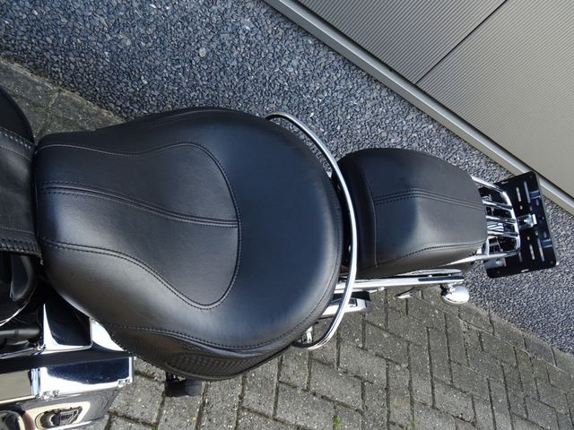 harley-davidson - softail-deluxe-flstni