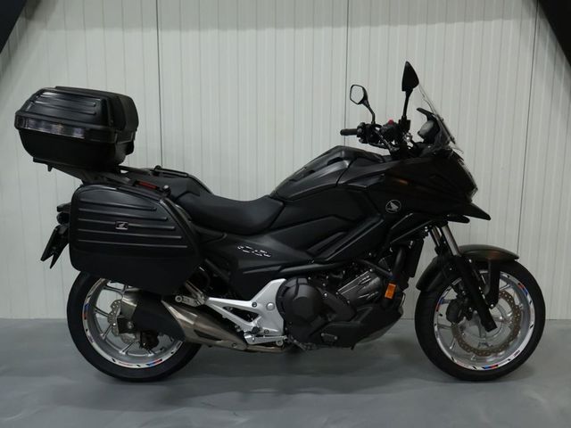 honda - nc-700-x-dct