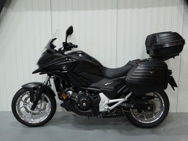 honda - nc-700-x-dct