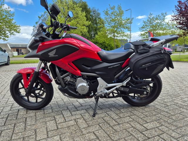honda - nc-700-x-c-abs