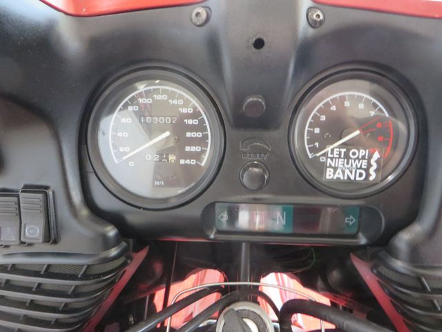 bmw - r-1100-rt-abs