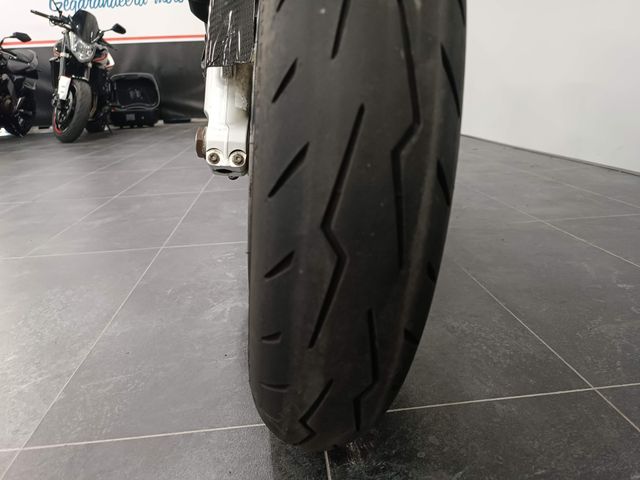 aprilia - tuono-v4