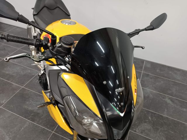 aprilia - tuono-v4