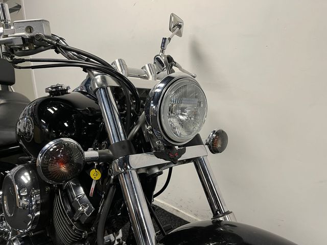 yamaha - xvs-650-dragstar