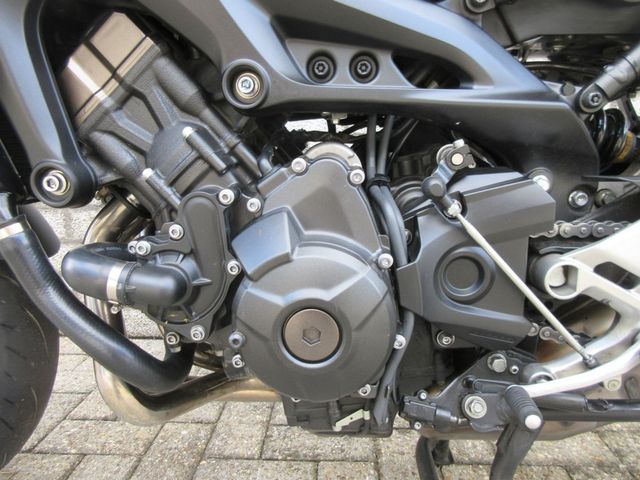 yamaha - tracer-900