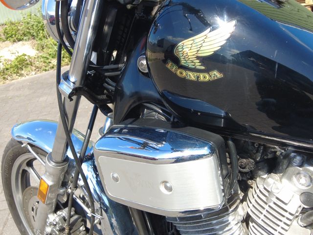 honda - vt-700-c-shadow