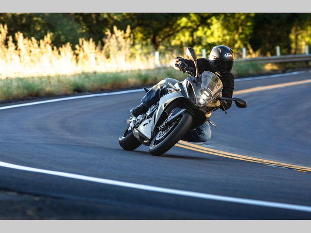 suzuki - gsx-8r