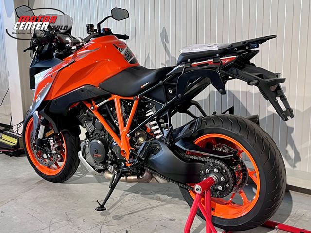 ktm - 1290-super-duke-gt