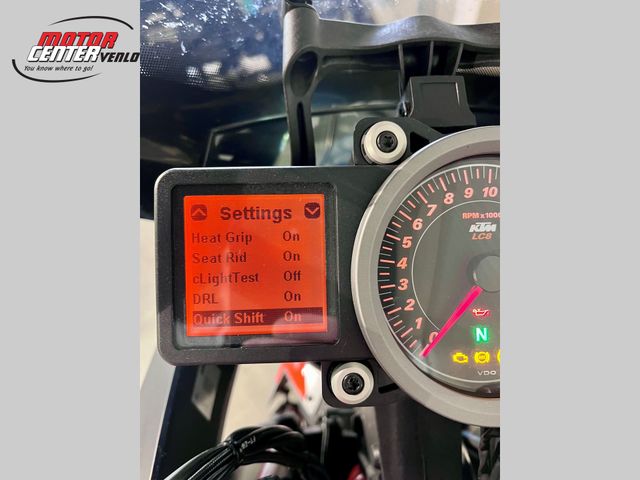 ktm - 1290-super-duke-gt
