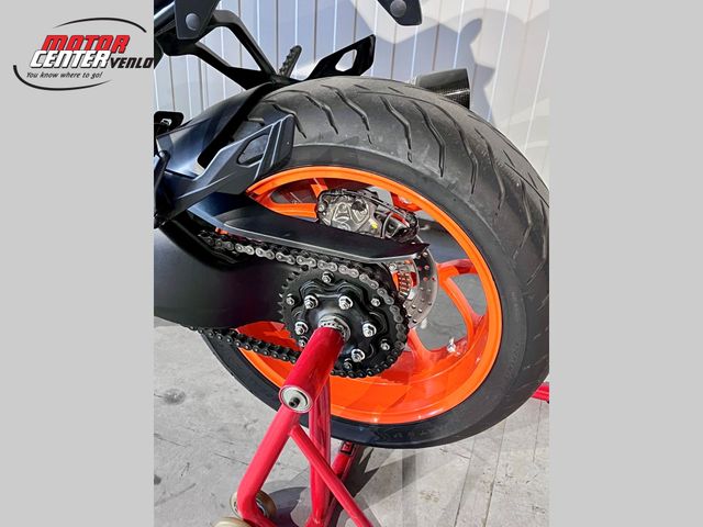 ktm - 1290-super-duke-gt
